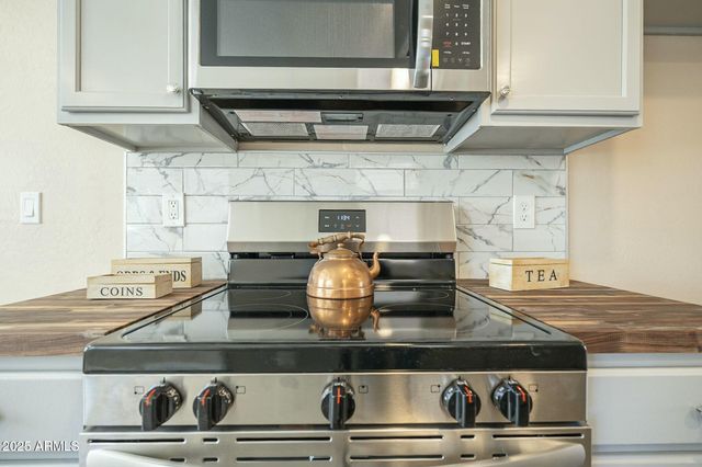 4582 E JADEITE Drive, San Tan Valley, AZ 85143