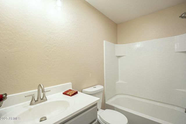 4582 E JADEITE Drive, San Tan Valley, AZ 85143