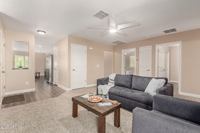 4582 E JADEITE Drive, San Tan Valley, AZ 85143