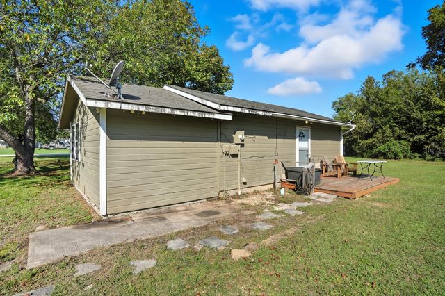 63176 E 282 Road, Grove, OK 74344