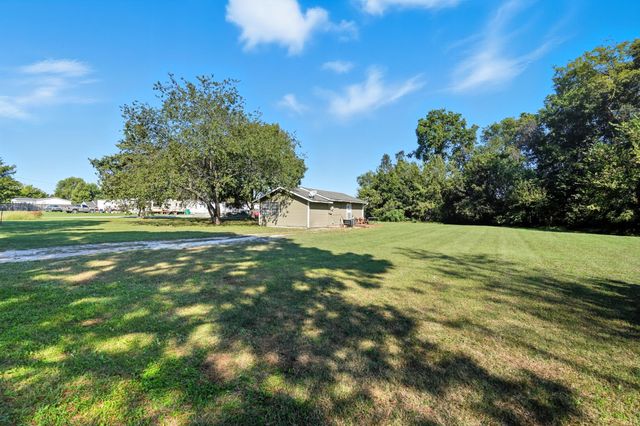 63176 E 282 Road, Grove, OK 74344