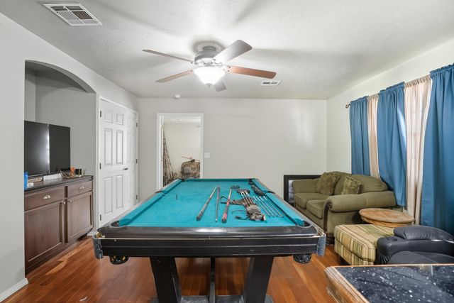 63176 E 282 Road, Grove, OK 74344