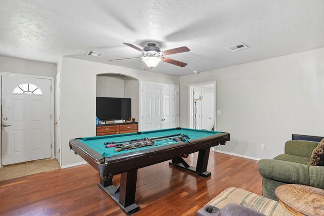 63176 E 282 Road, Grove, OK 74344