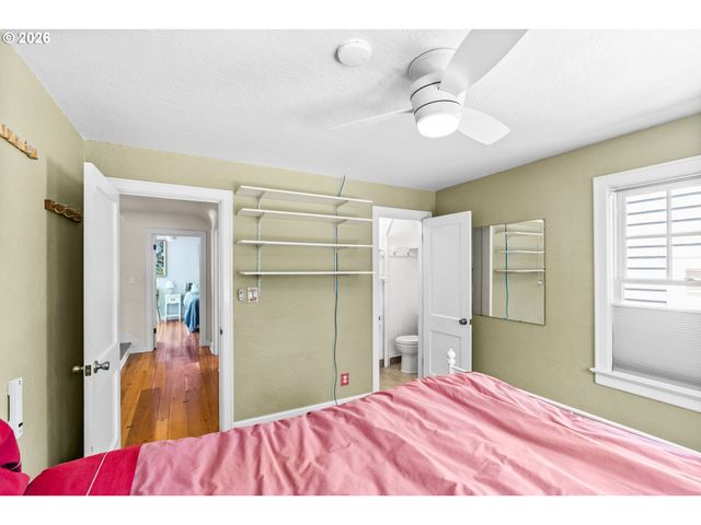 1960 ALDER St, Eugene, OR 97405