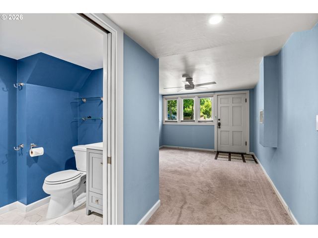 1960 ALDER St, Eugene, OR 97405