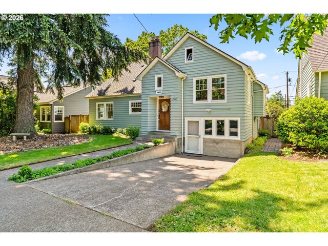 1960 ALDER St, Eugene, OR 97405