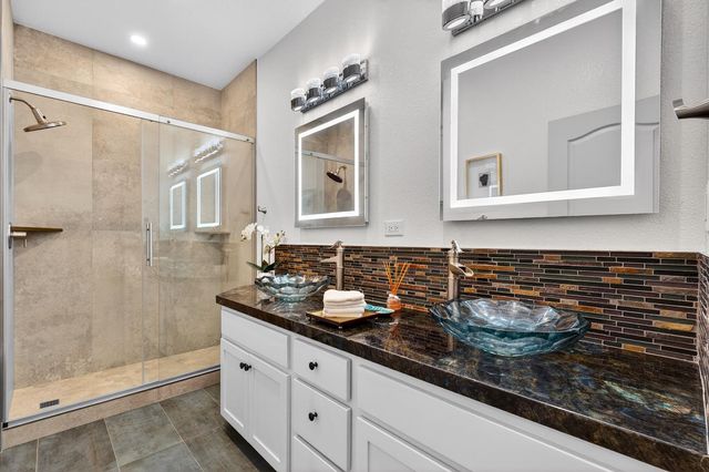 3221 Amethyst Way, Turlock, CA 95382