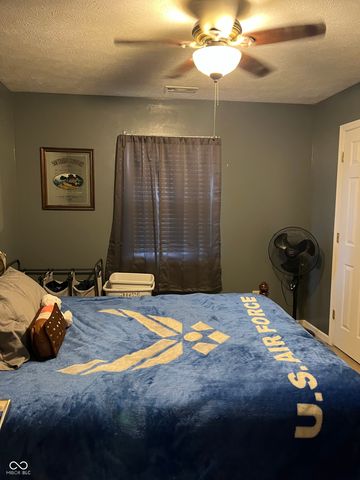 849 Center Street, Greenfield, IN 46140