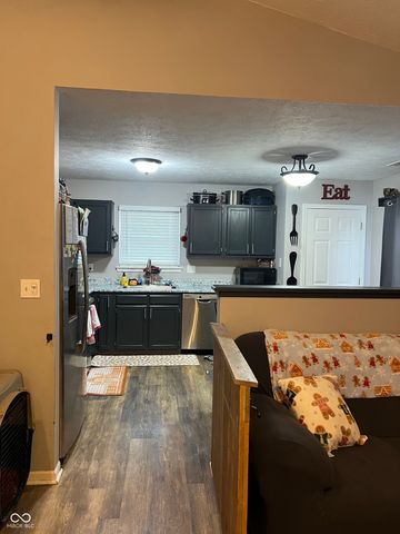 849 Center Street, Greenfield, IN 46140