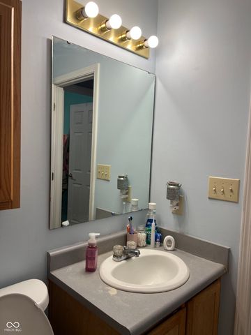 849 Center Street, Greenfield, IN 46140