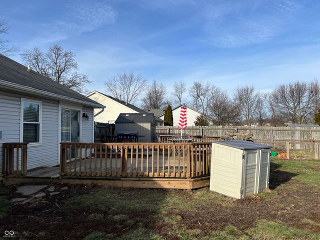 849 Center Street, Greenfield, IN 46140