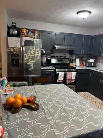 849 Center Street, Greenfield, IN 46140