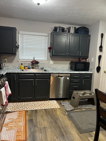 849 Center Street, Greenfield, IN 46140