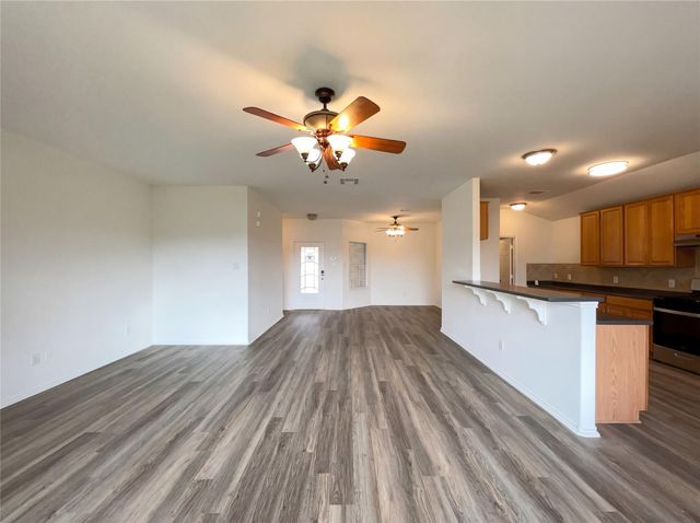 506 Gettysburg LOOP, Elgin, TX 78621