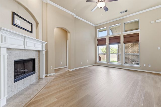 3204 Capetown Drive, Denton, TX 76208