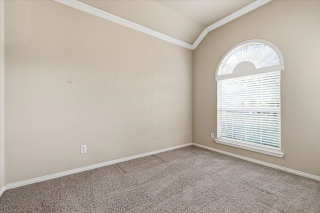 3204 Capetown Drive, Denton, TX 76208
