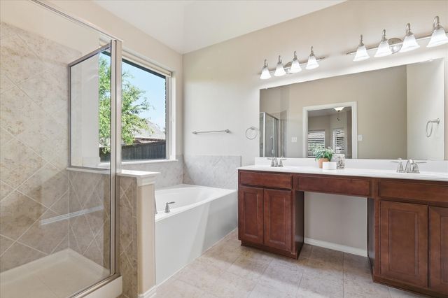 3204 Capetown Drive, Denton, TX 76208