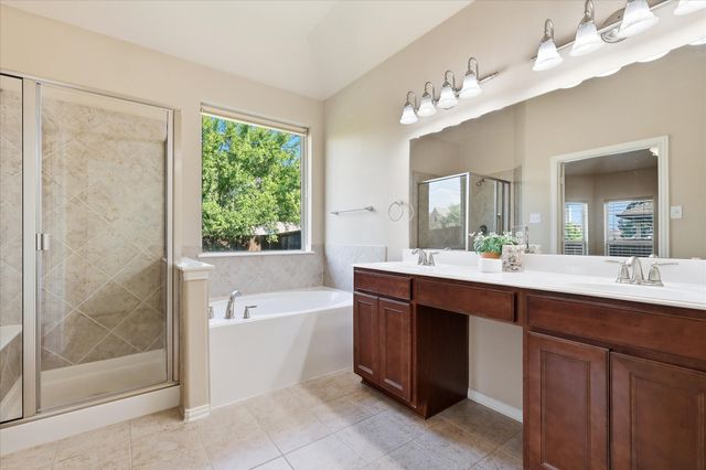 3204 Capetown Drive, Denton, TX 76208