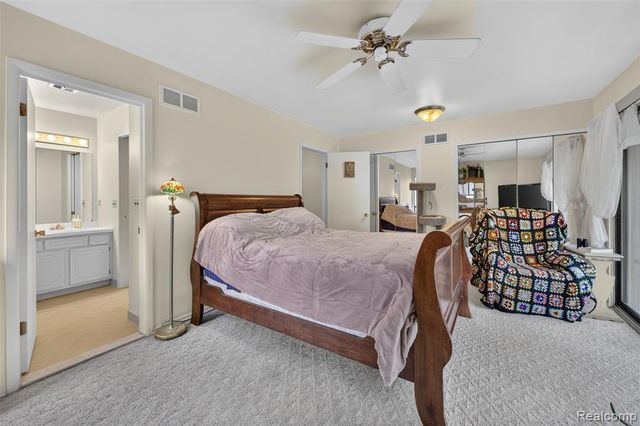 1439 Oakbrook, Rochester Hills, MI 48307