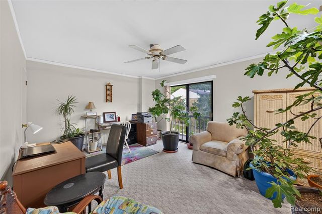 1439 Oakbrook, Rochester Hills, MI 48307