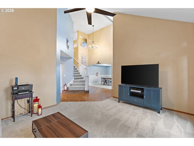 6850 Sw 184TH Ave, Beaverton, OR 97007