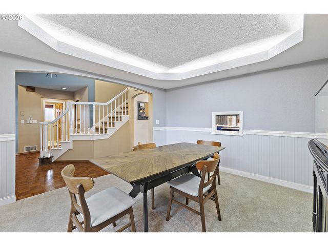 6850 Sw 184TH Ave, Beaverton, OR 97007