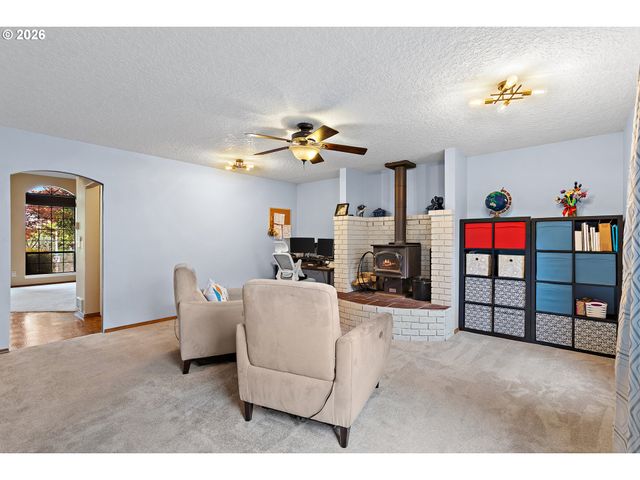 6850 Sw 184TH Ave, Beaverton, OR 97007