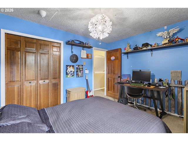 6850 Sw 184TH Ave, Beaverton, OR 97007