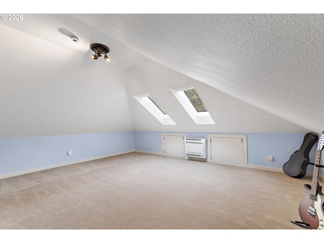 6850 Sw 184TH Ave, Beaverton, OR 97007