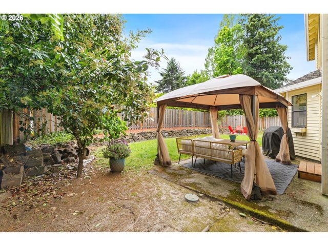 6850 Sw 184TH Ave, Beaverton, OR 97007