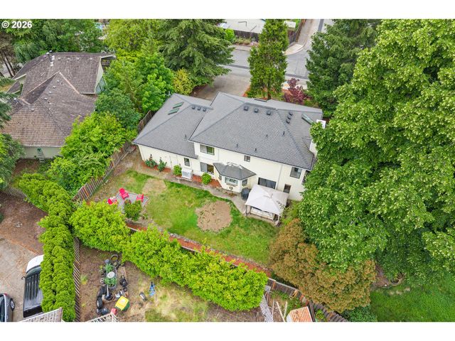 6850 Sw 184TH Ave, Beaverton, OR 97007