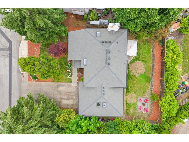 6850 Sw 184TH Ave, Beaverton, OR 97007