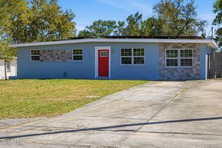 1325 Ginsberg Drive, Daytona Beach, FL 32114