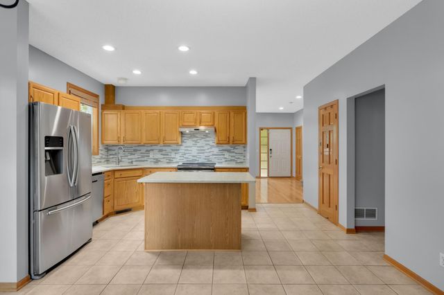 9771 Gable Drive, Eden Prairie, MN 55347