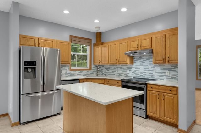 9771 Gable Drive, Eden Prairie, MN 55347