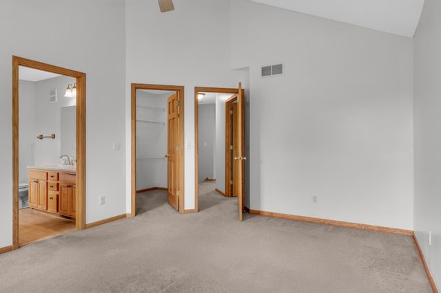 9771 Gable Drive, Eden Prairie, MN 55347