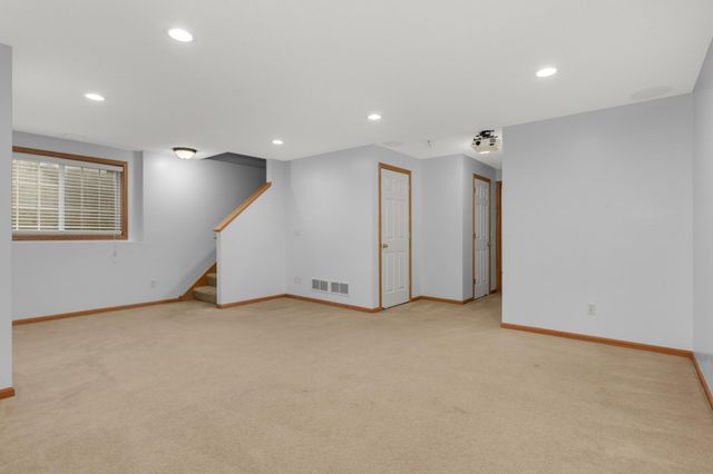9771 Gable Drive, Eden Prairie, MN 55347