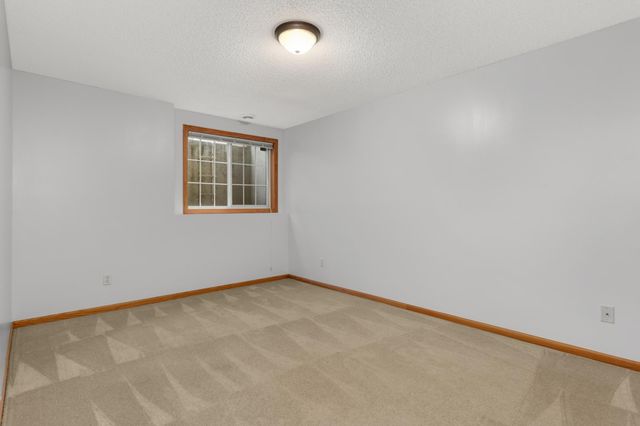 9771 Gable Drive, Eden Prairie, MN 55347