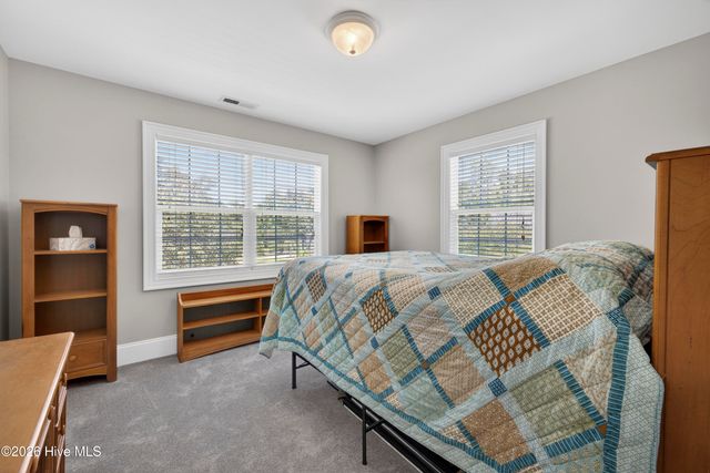 134 Wild Berry Lane, Hampstead, NC 28443