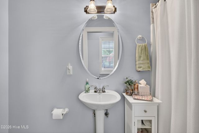 134 Wild Berry Lane, Hampstead, NC 28443