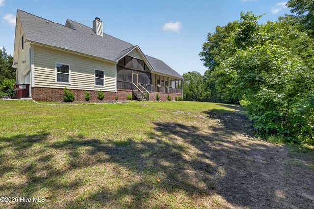 134 Wild Berry Lane, Hampstead, NC 28443