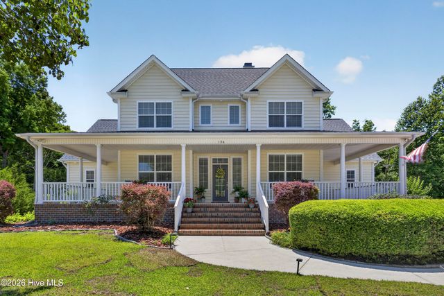 134 Wild Berry Lane, Hampstead, NC 28443