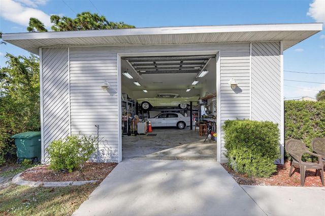 820 BAYSHORE DRIVE, Englewood, FL 34223