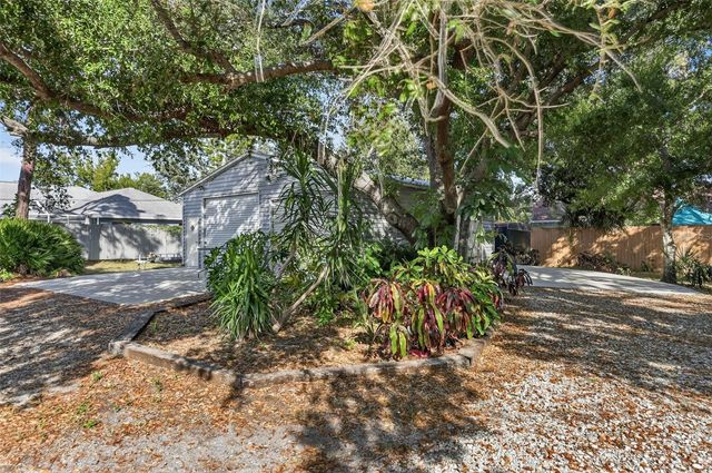 820 BAYSHORE DRIVE, Englewood, FL 34223