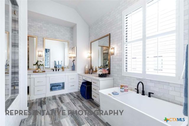310 Cleveland Way, New Braunfels, TX 78130