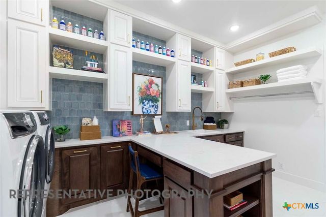 310 Cleveland Way, New Braunfels, TX 78130