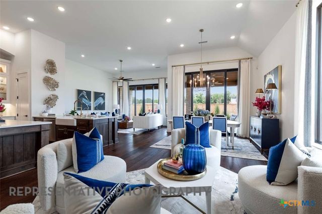 310 Cleveland Way, New Braunfels, TX 78130