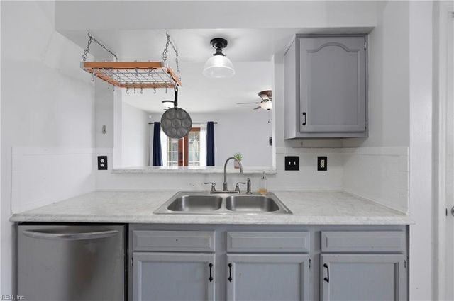 502 Valor CT, Suffolk, VA 23434