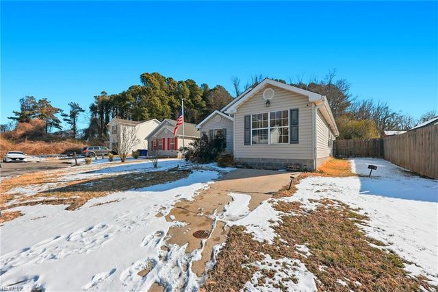 502 Valor CT, Suffolk, VA 23434