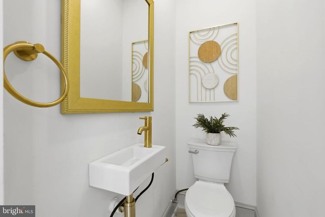 1210 T ST NW, Washington, DC 20009